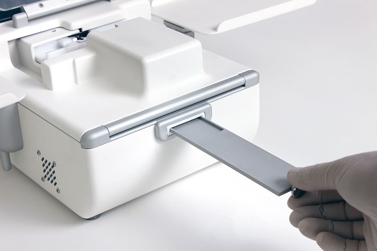 Cleaning tray